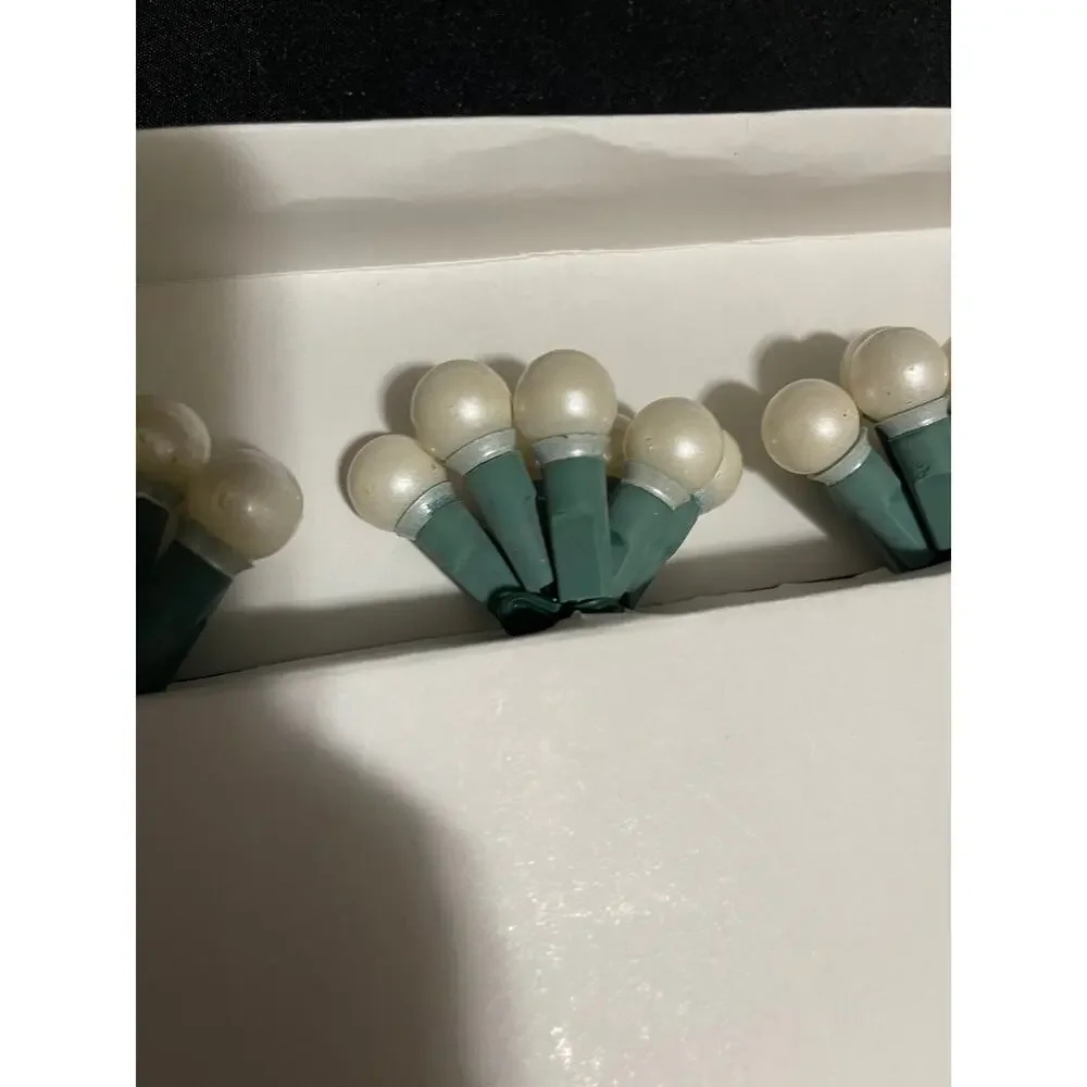 Vintage Merry Bright Mini Cluster Lights - 35 Super Bright NIB Tested Works